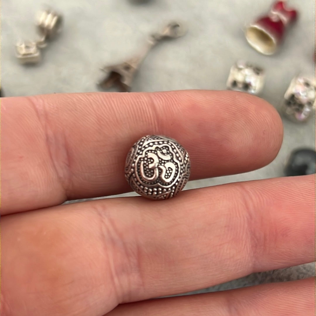 Pandora sale yoga charm