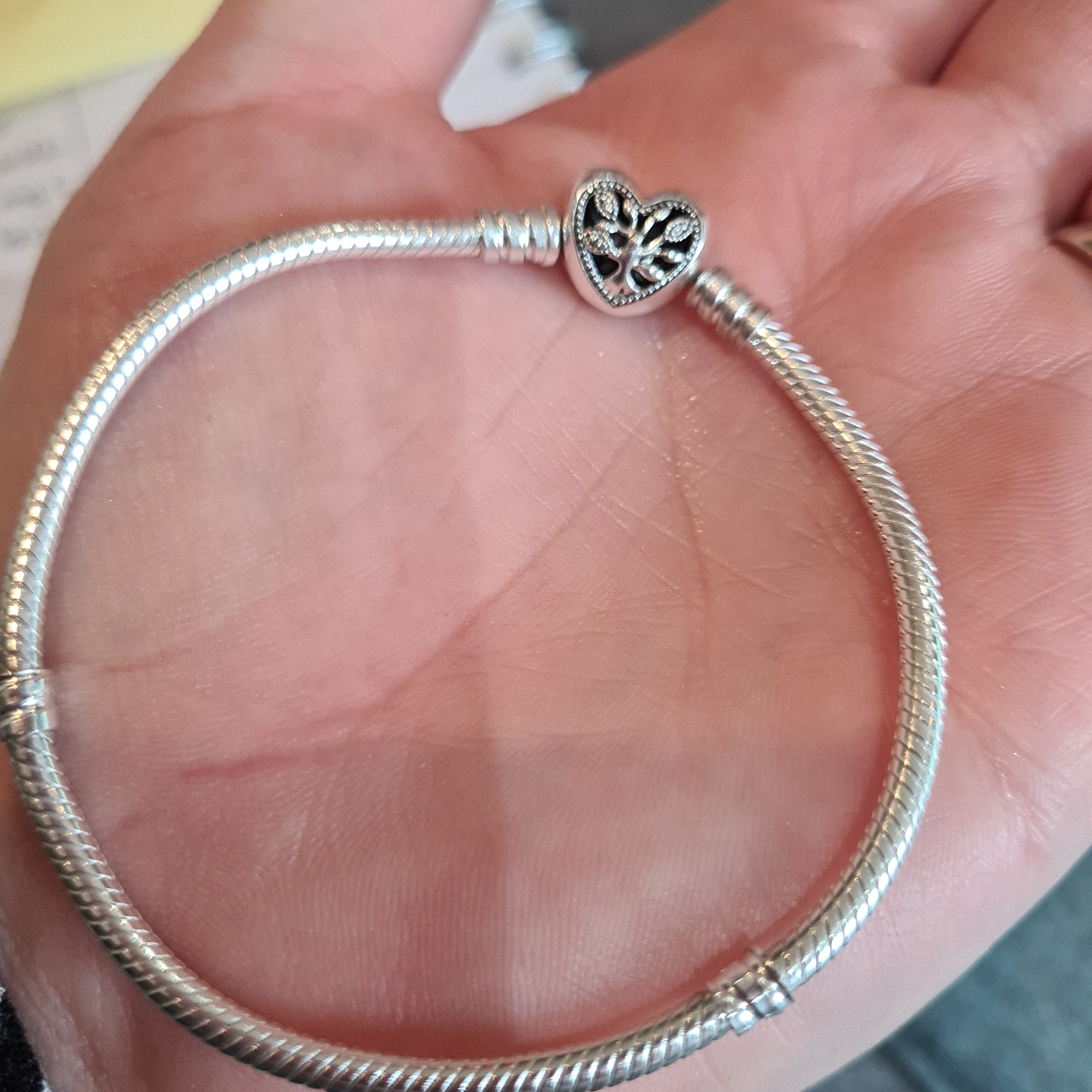Pandora Moments Family Tree Heart Clasp Snake Chain Bracelet