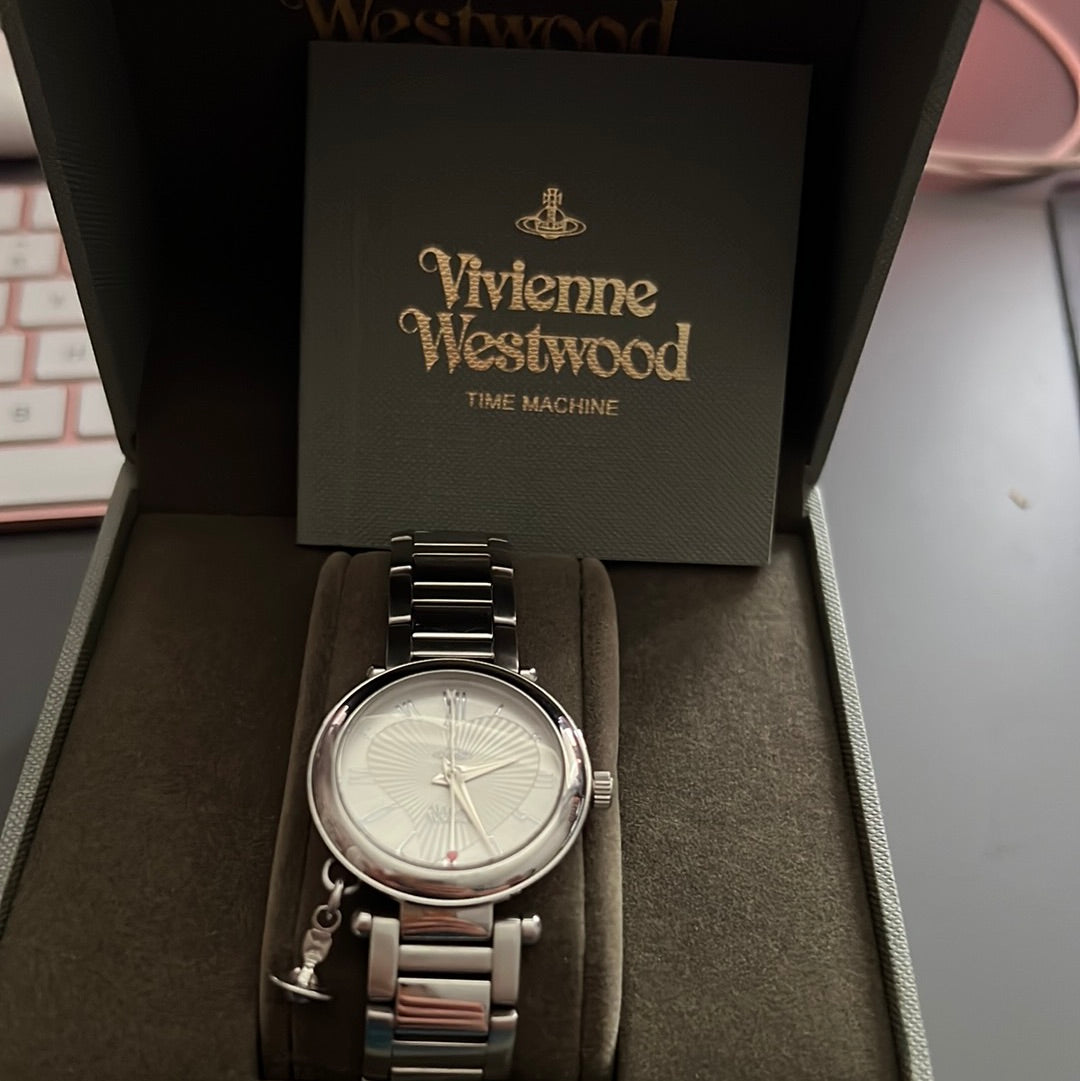 Time machine vivienne online westwood