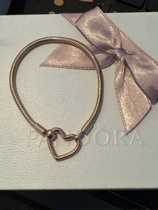 Genuine Pandora Rose Gold Heart Carrier Clasp Bracelet 16cm