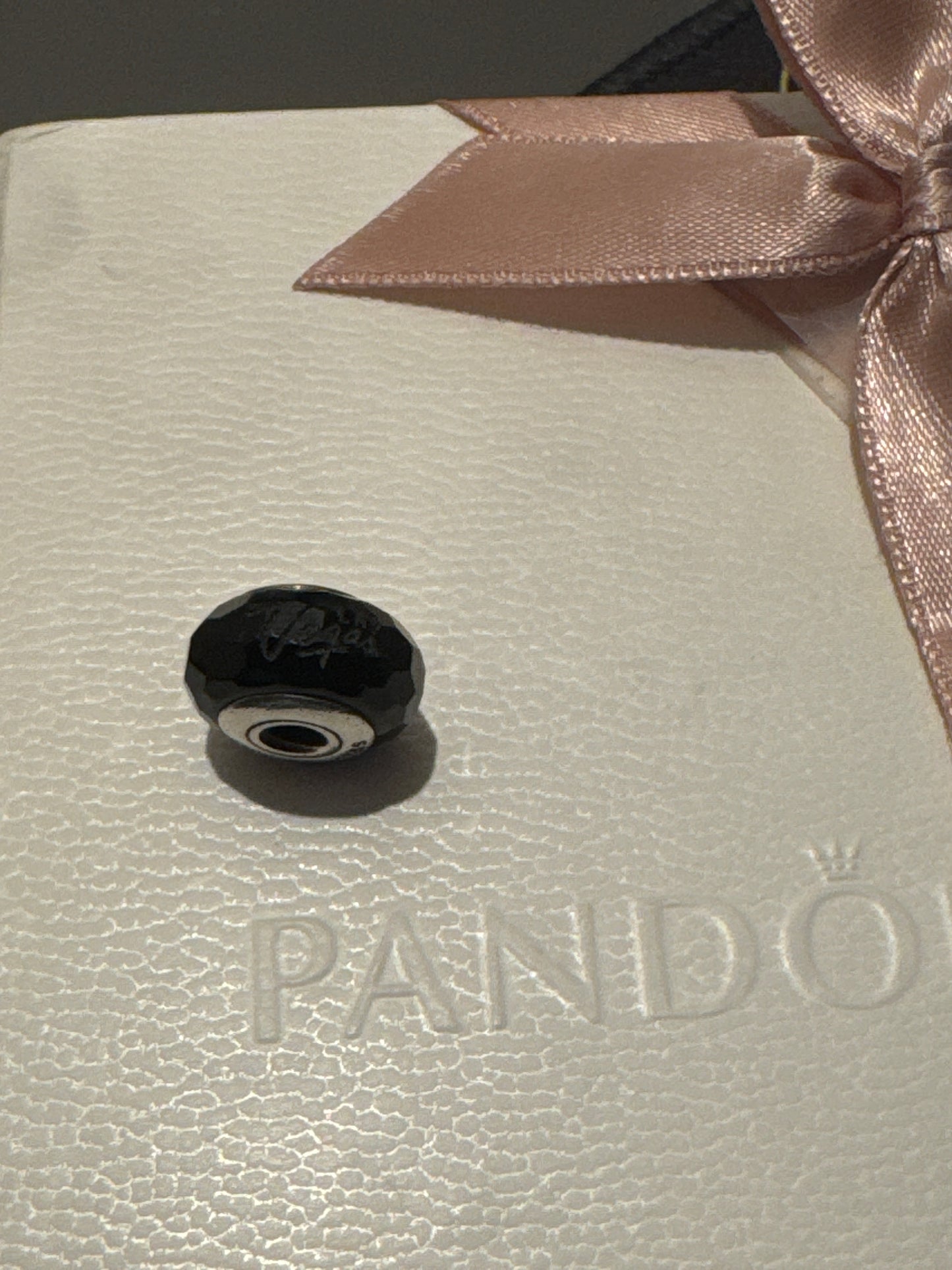 Genuine Pandora RARE HTF Las Vegas Exclusive  Black Faceted Murano Glass Charm