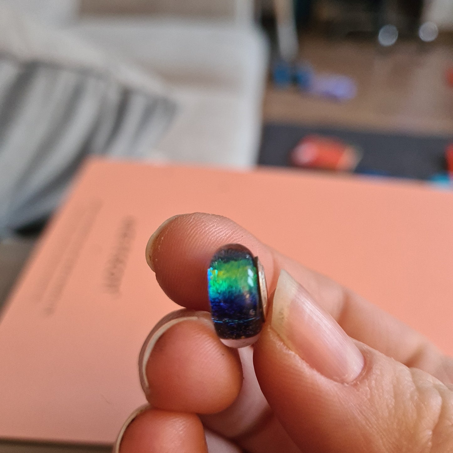 Genuine Chamilia Rainbow Shine Foil Beautiful Irresdecent Glass Charm