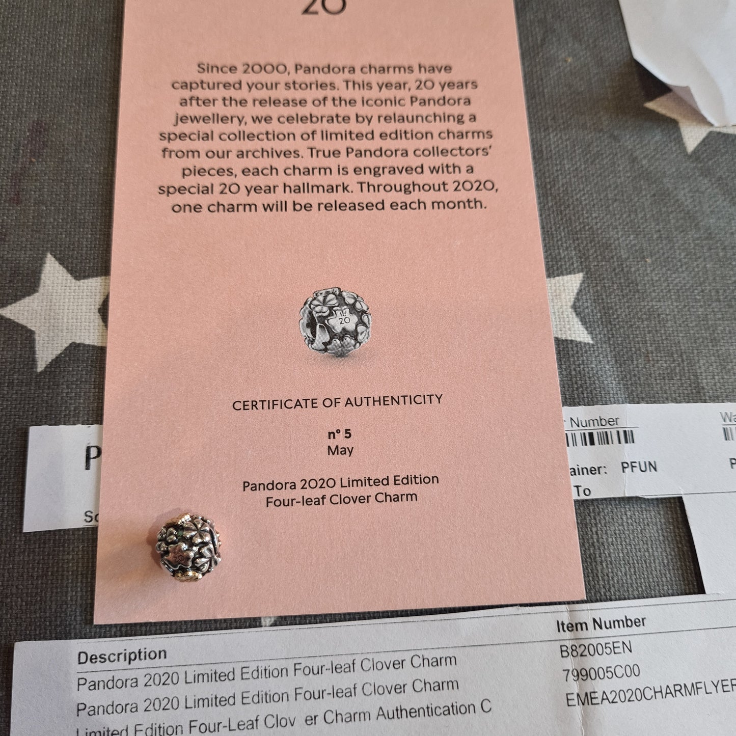 Genuine Pandora 20th Anniversary Two Tone Clover Ball With Certificate No.5 May