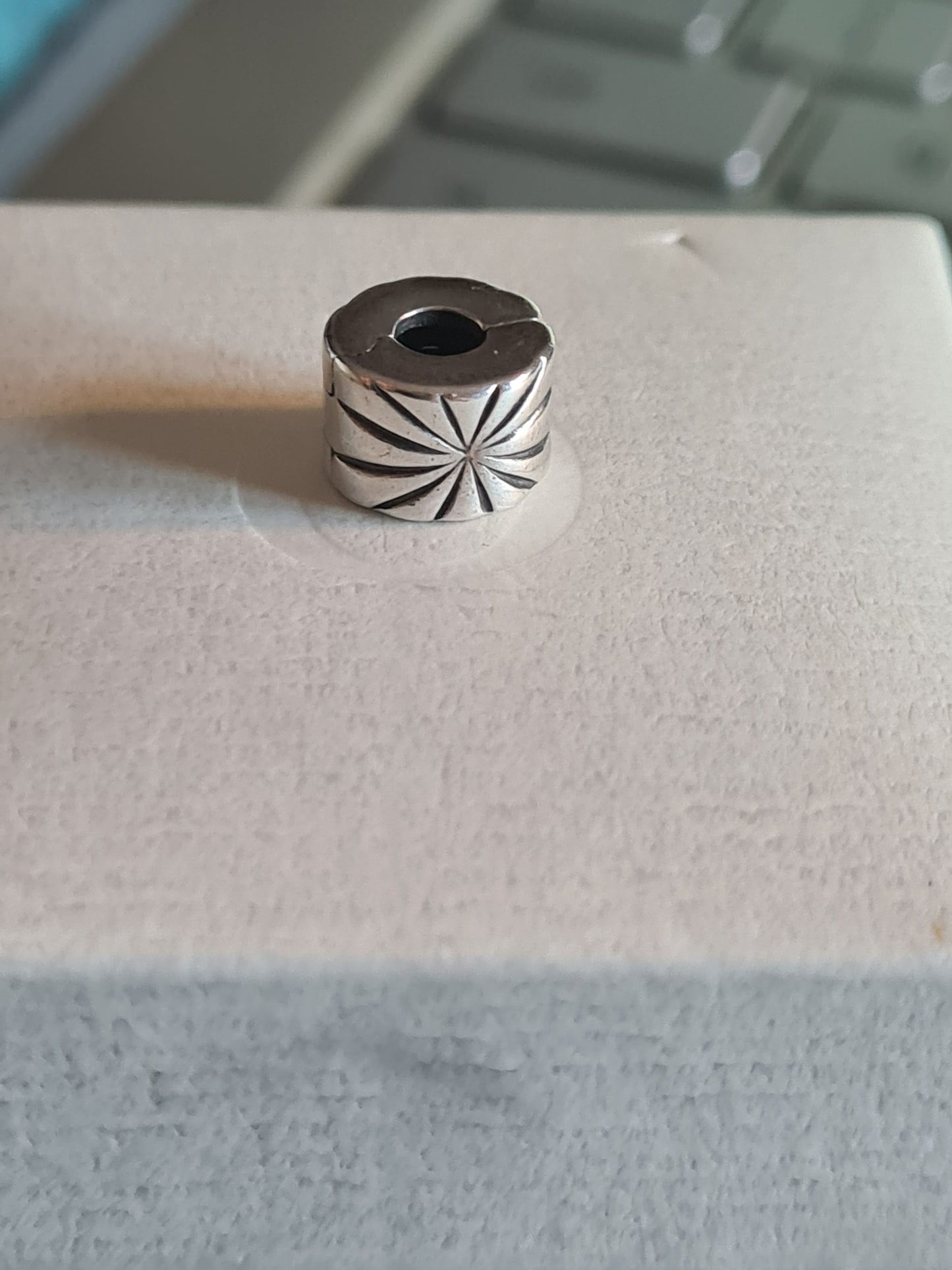 Genuine Pandora Sun Burst Clip(s)