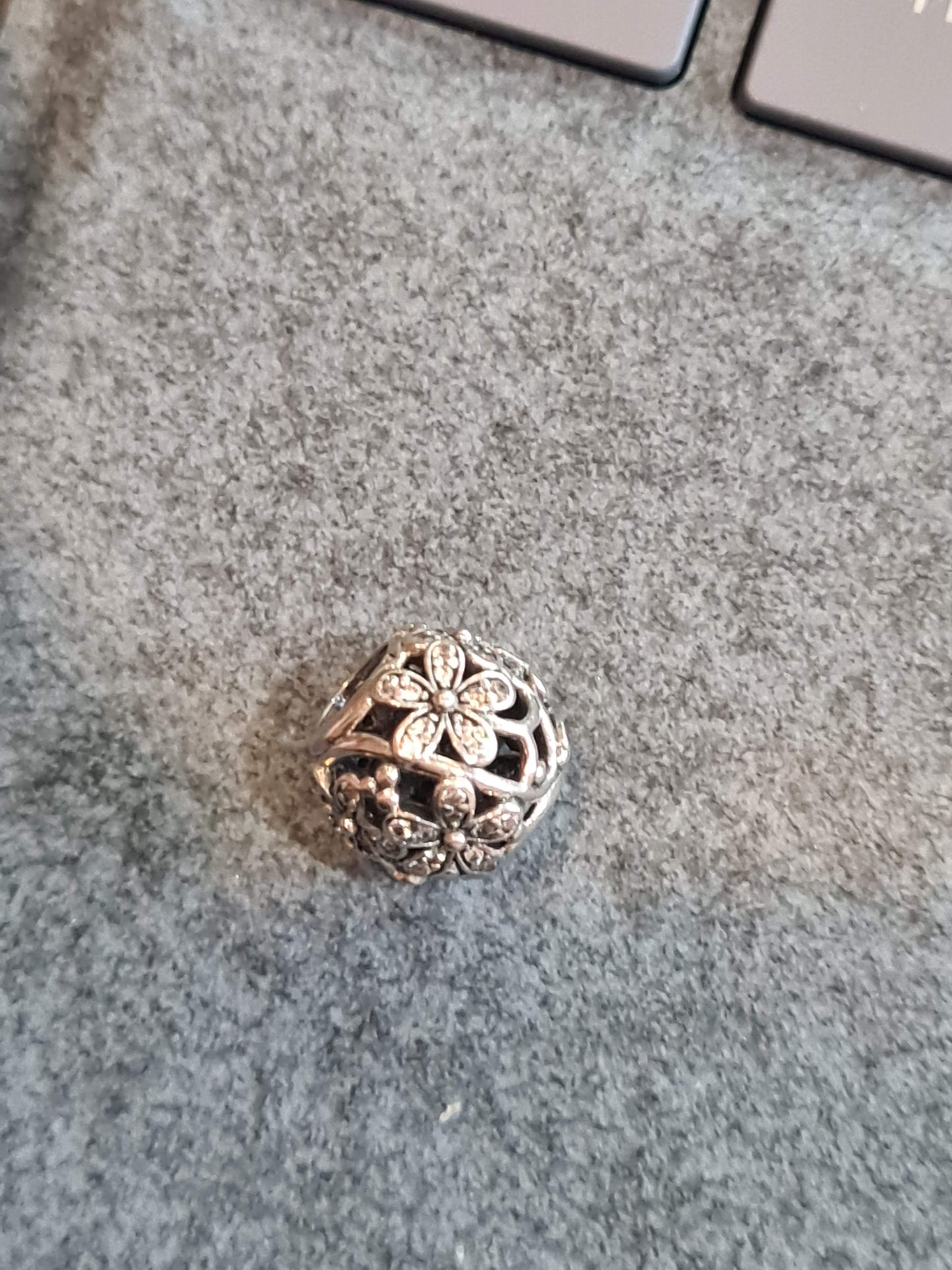 Genuine Pandora Pave Daisy Floral Nature Ball Open work