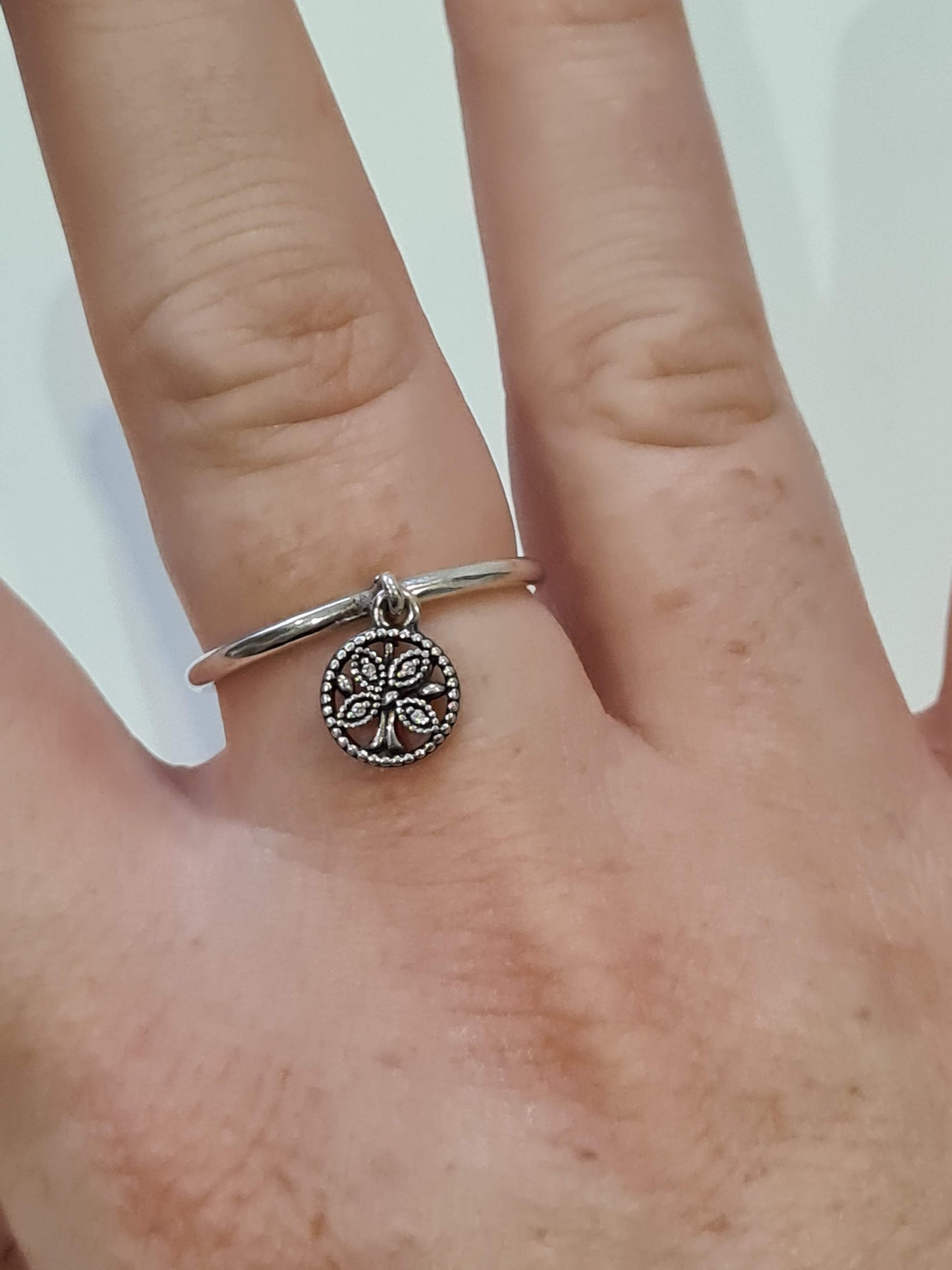 Genuine Pandora Family Tree Dangle Ring Size 60