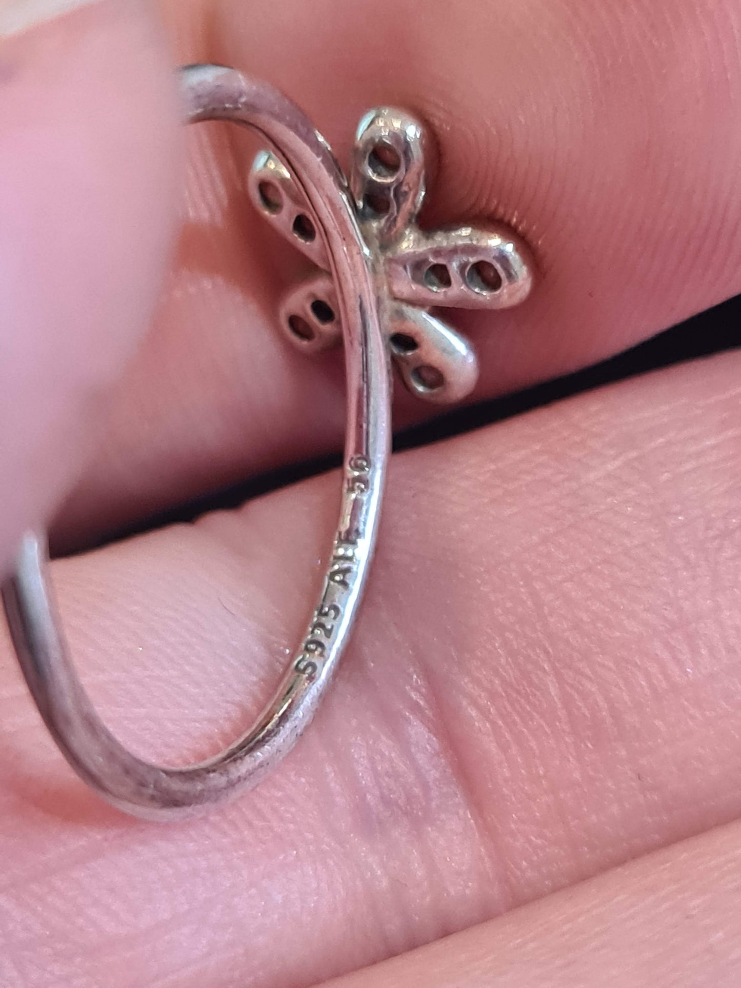 Genuine Pandora Pave Daisy Ring Size 54