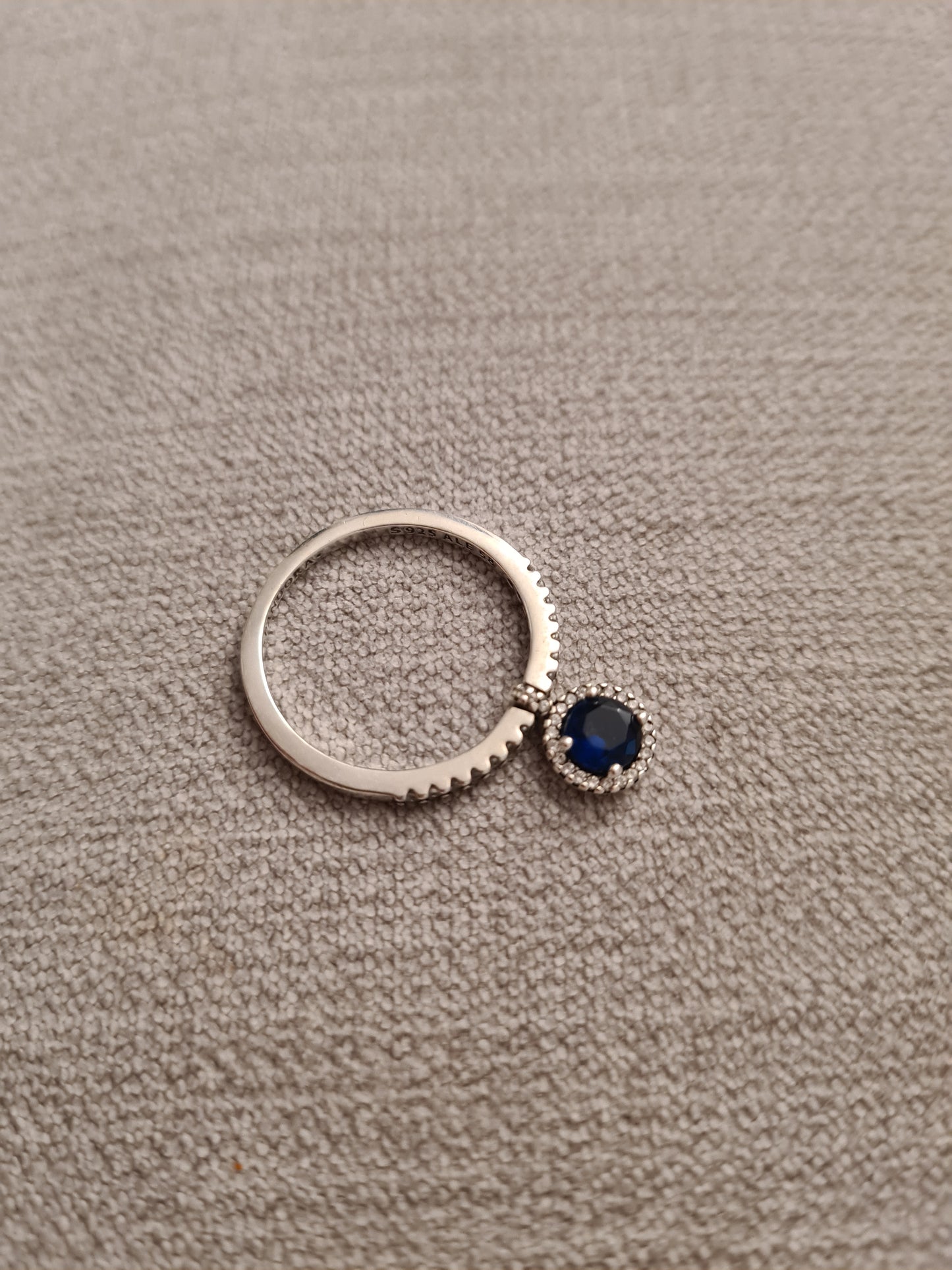 Genuine Pandora Blue Pave Droplet Ring Size 58