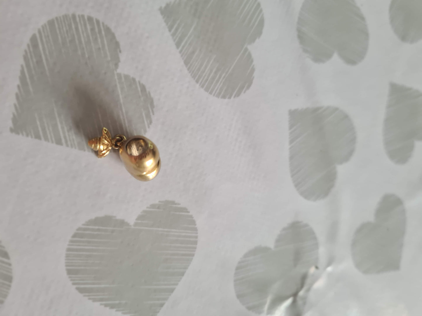 Genuine Pandora Shine Gold Plain Puffed Heart With Small Bee Dangle