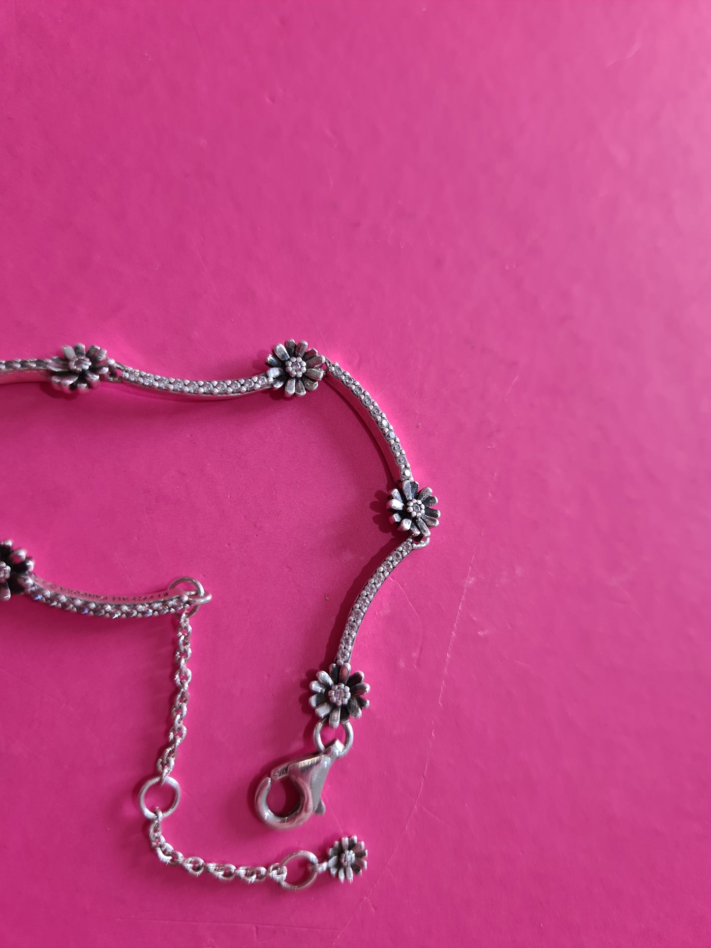 Genuine Pandora Sparkling Daisy Chain Bracelet Size 2 Pave Flower Bracelet