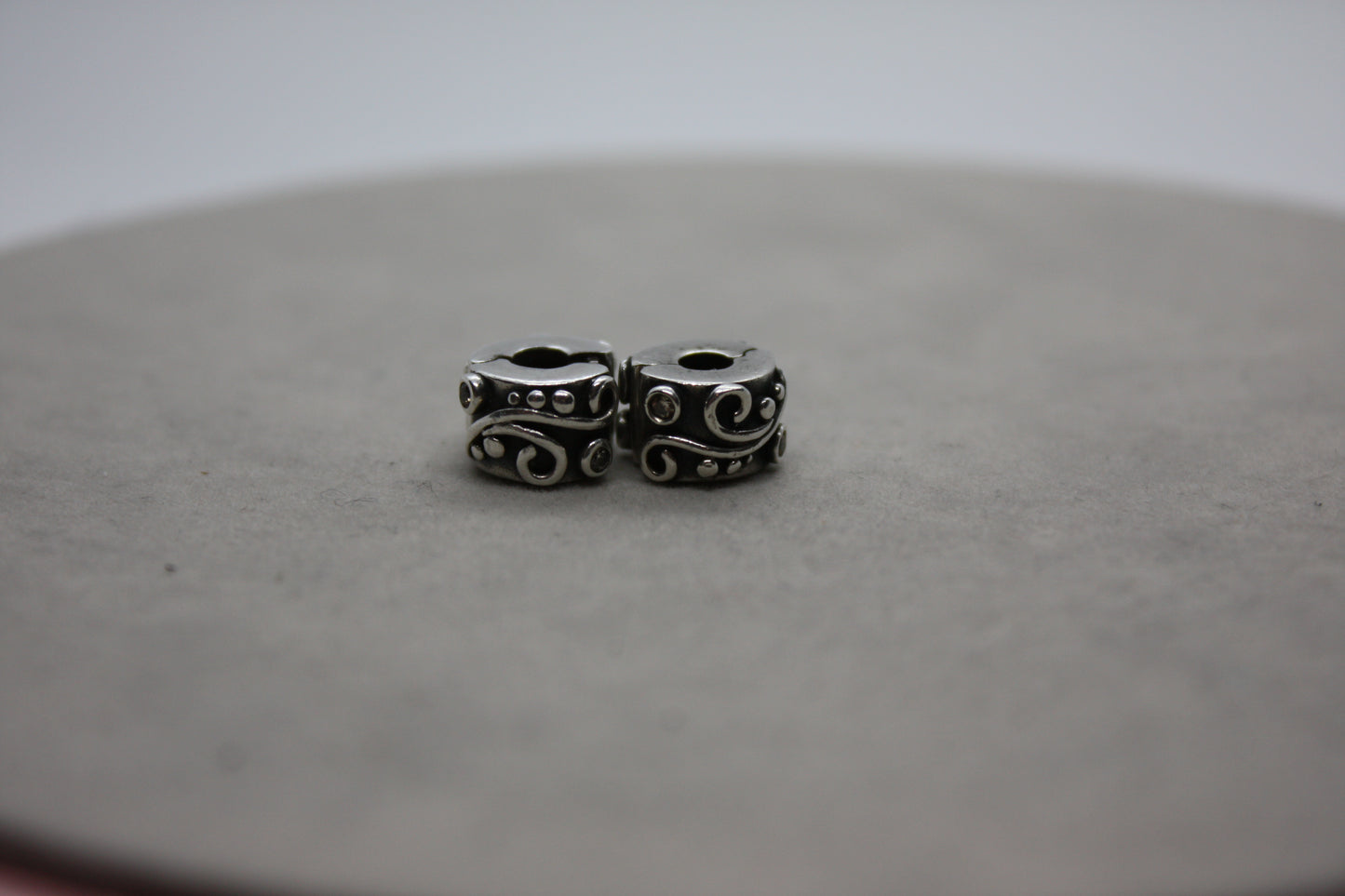 Genuine Pandora Tendril Clips Sold As ONE Clear Stone
