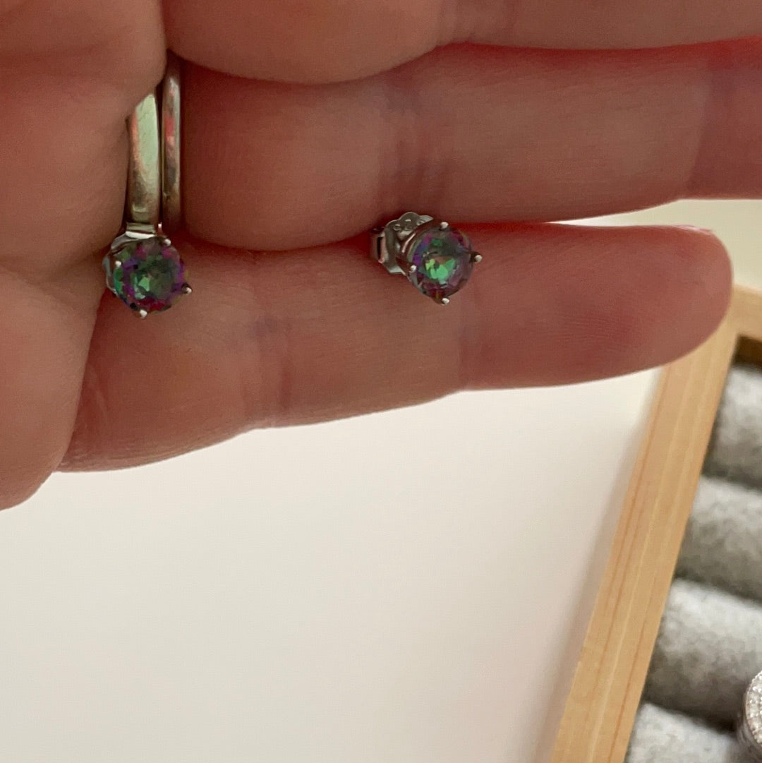 Brand New Sterling SIlver Blue Iridescent Glass Studs Earrings