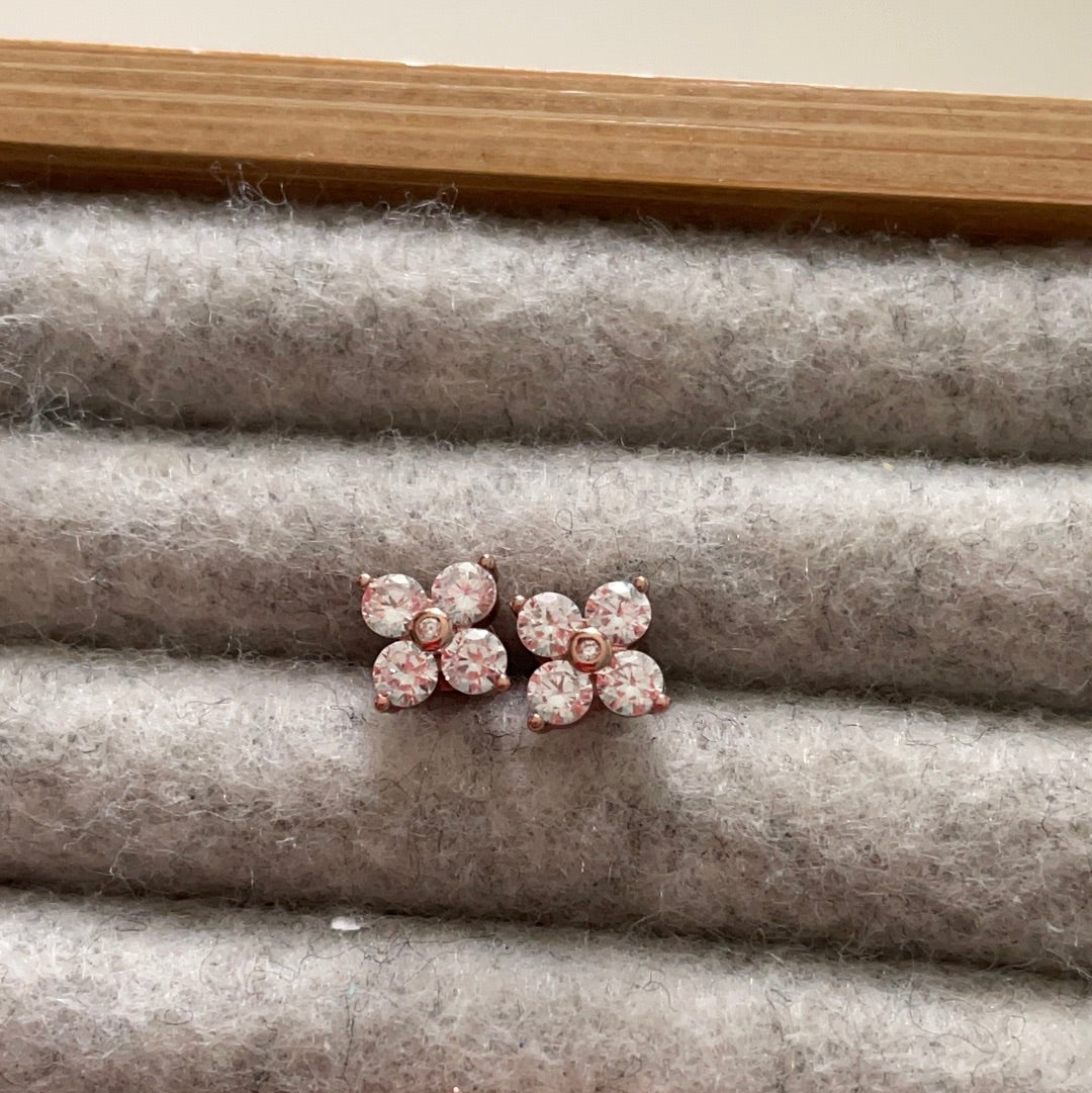 Brand New Rose Gold Plated Sterling Silver Earrings Studs Cz Flowers 4 Petals