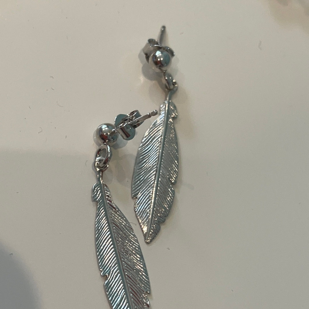 Brand New Sterling Silver Dangling Feather Earrings