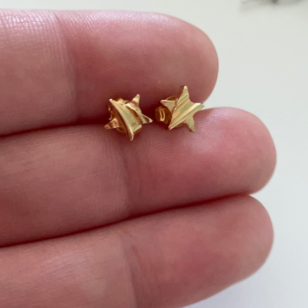 Brand New Gold Plated Sterling Silver Little Star(Fish) Earrings