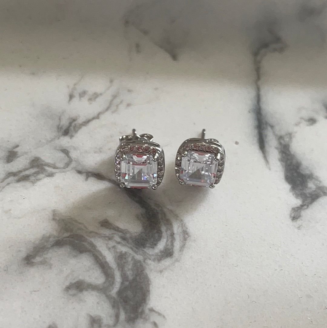 Brand New Sterling Silver CZ Clear Stone Pave Studs Beautiful