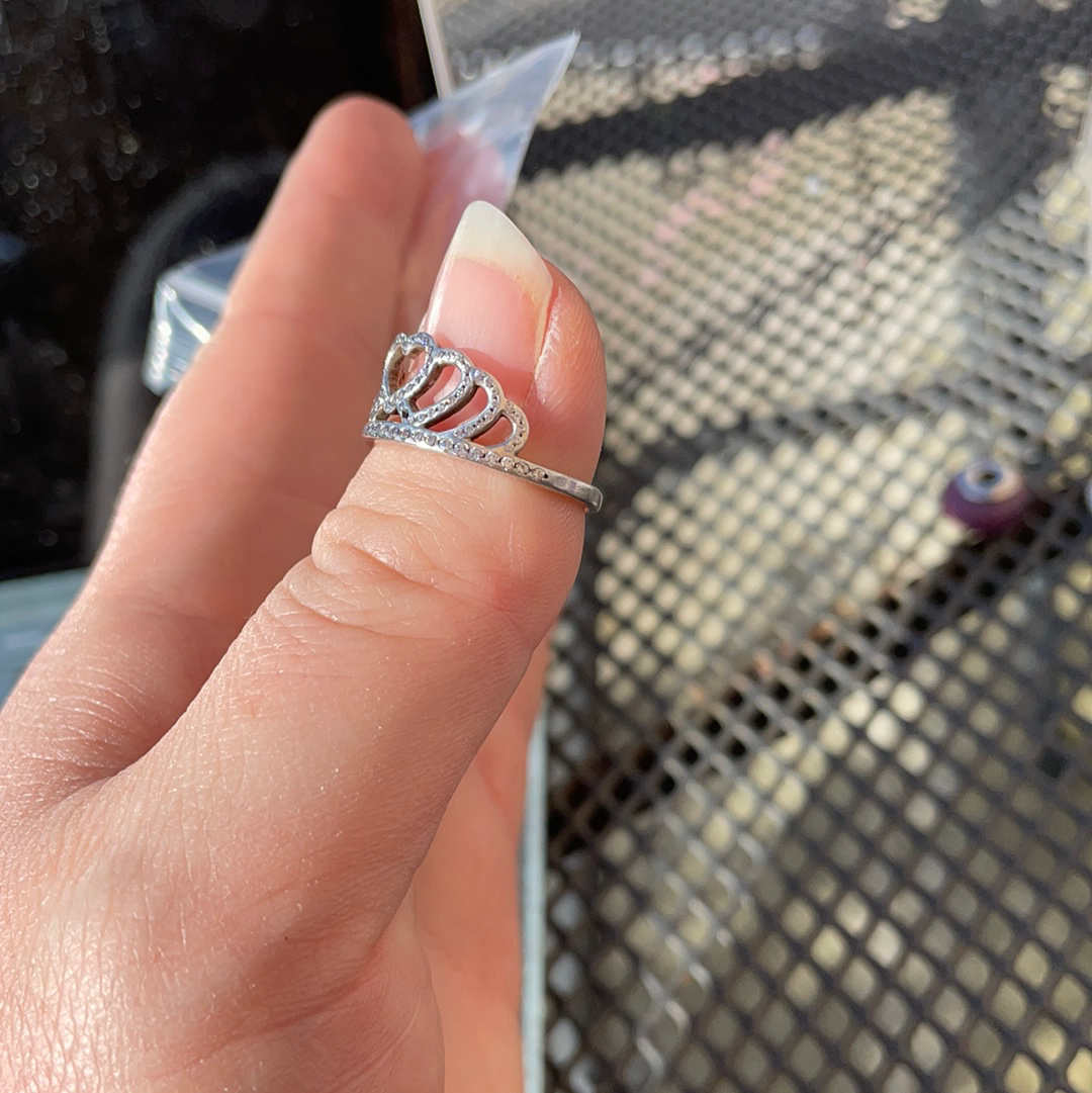 Pandora heart 2025 tiara ring