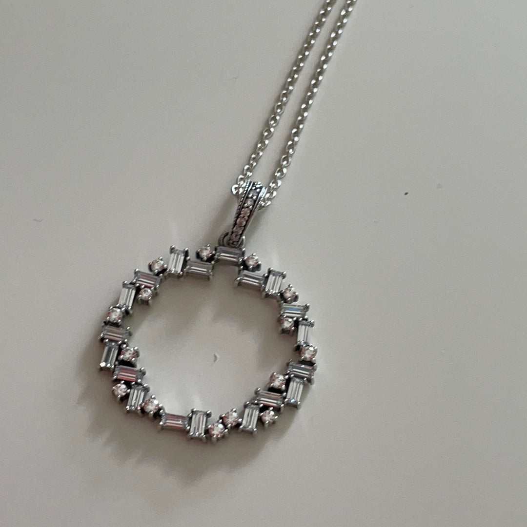 Genuine Pandora Pave Shards of Sparkle Large Circle Necklace 60cm chain