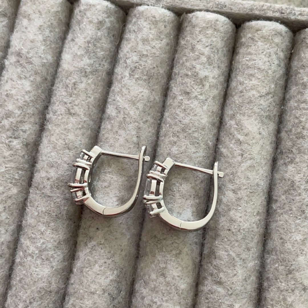 Brand New Sterling Silver Small Sleeper Hoops With Three Stone Iridescent Detail