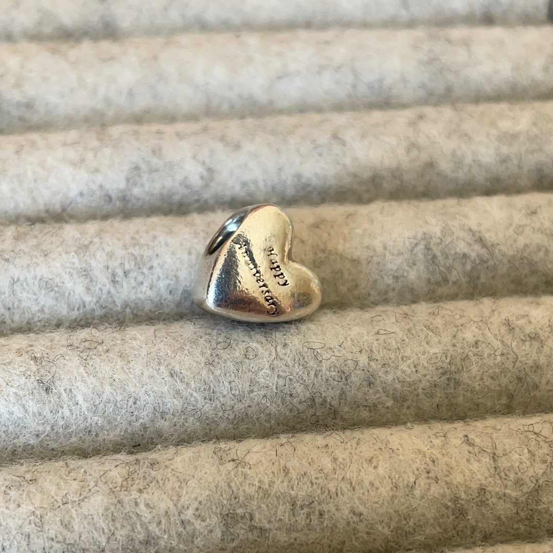 Pandora cheap anniversary charm