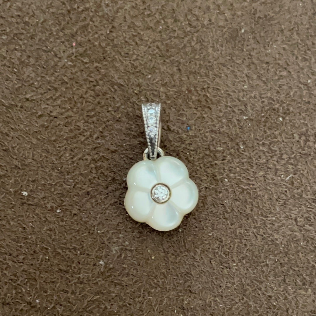 Genuine Pandora Mother of Pearl Pave Dangle Beautiful Flower Daisy Pendant Charm