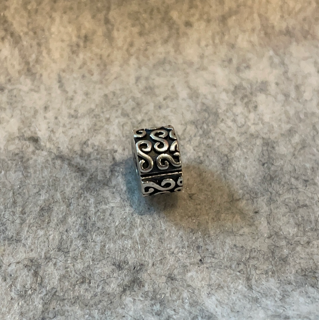 Genuine Pandora Serpentine Swirl Clip