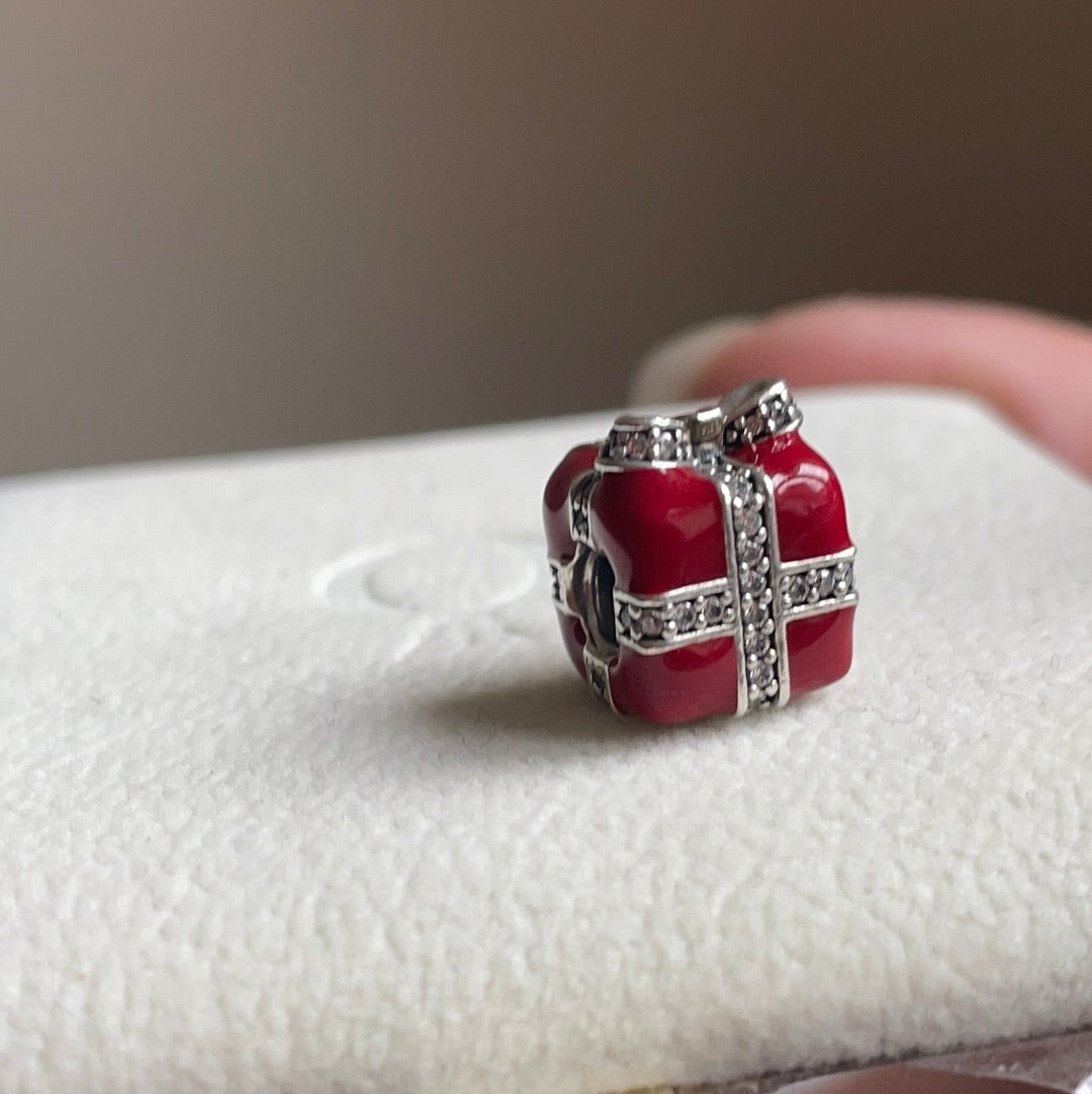 Genuine Pandora Red Enamel Sparkling Present Pave Charm STUNNING Christmas Birthday