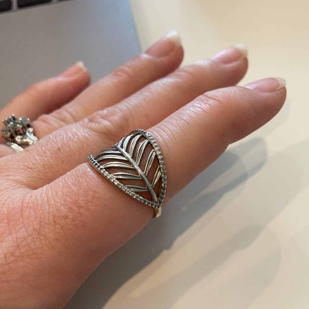 Genuine Pandora Palm Tropical Leaf Pave ring size 58