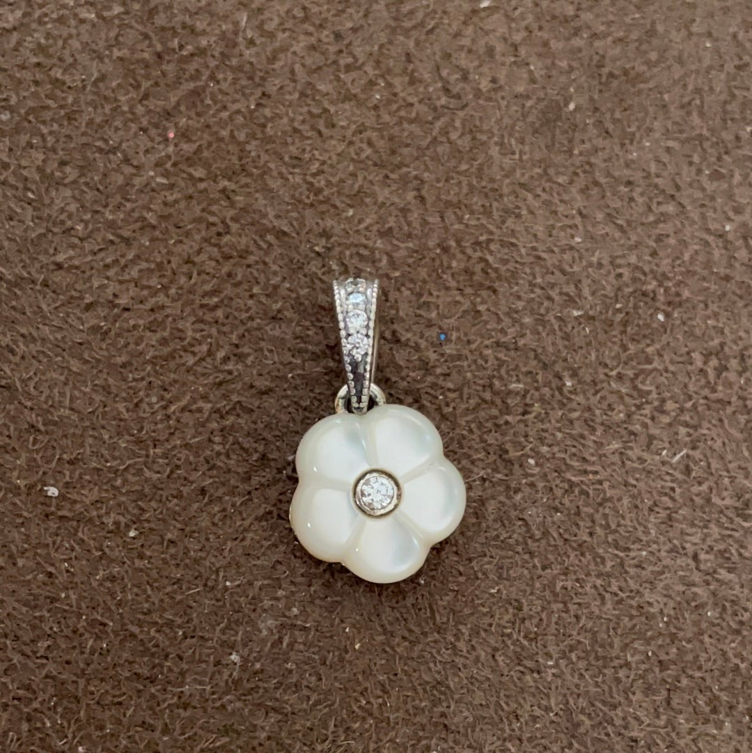 Genuine Pandora Mother of Pearl Pave Dangle Beautiful Flower Daisy Pendant Charm