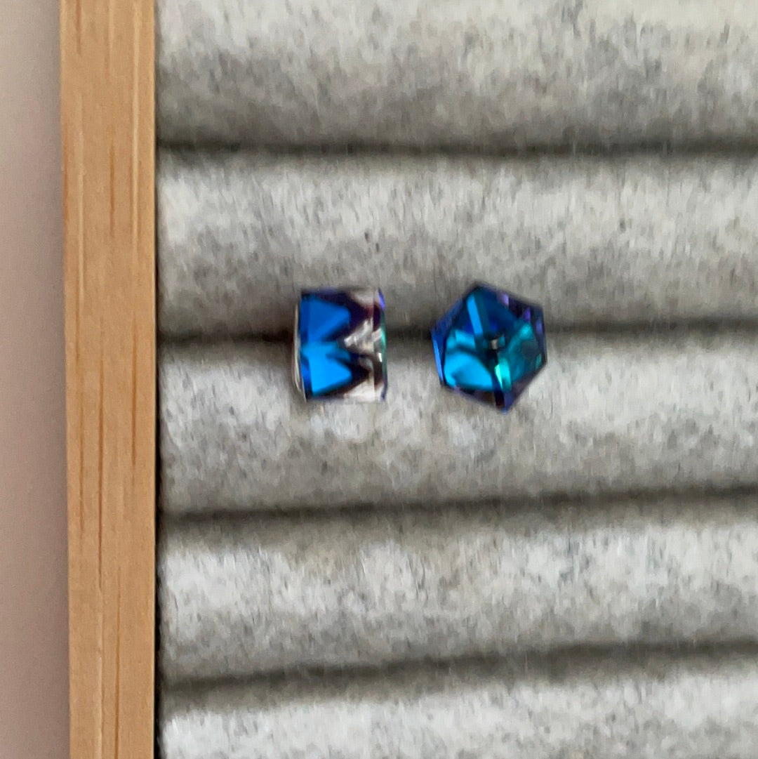 Brand New Sterling Silver CZ Half Blue Half Clear Glass Cube Studs STUNNING Earrings