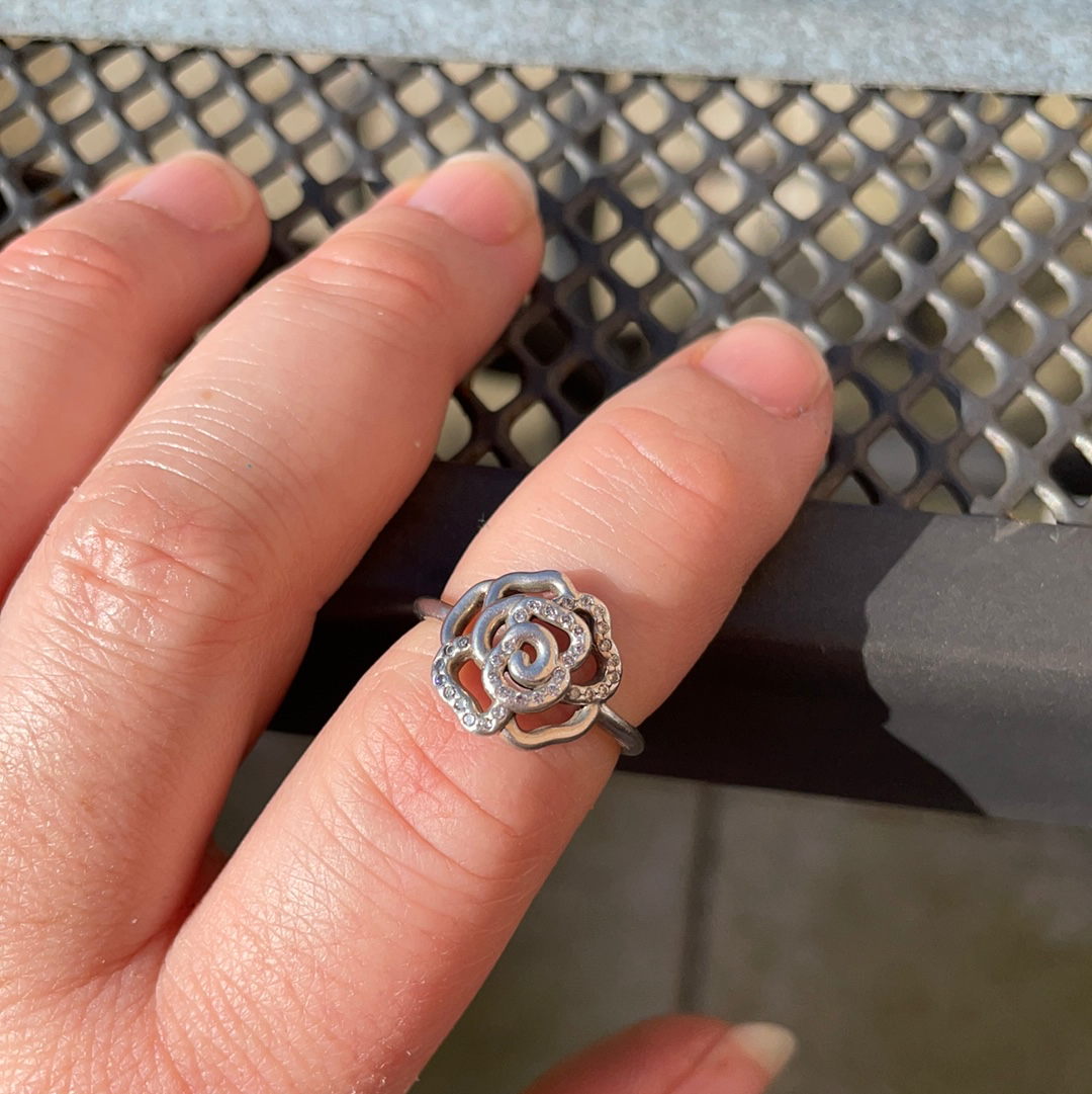 Genuine Pandora Rose Pave Ring Size 54 Preloved Pandora Boutique