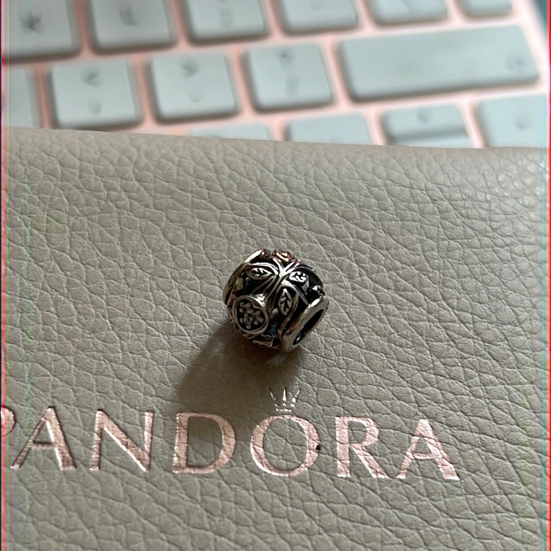 Genuine Pandora Two Tone Tumbling Leaves Family Tree Cz Pave RARE