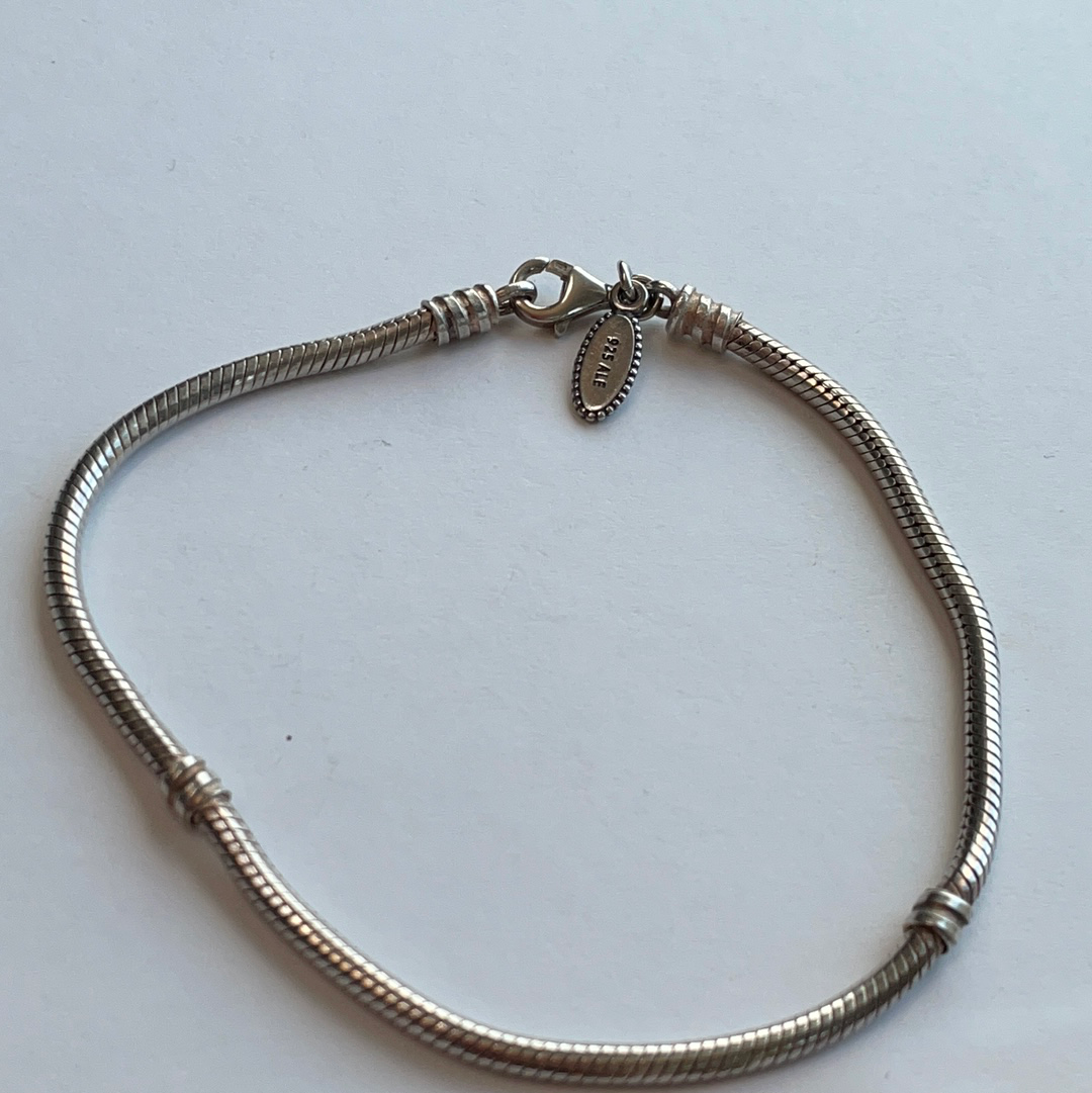 Genuine Pandora Moments Bracelet With Lobster Clasp