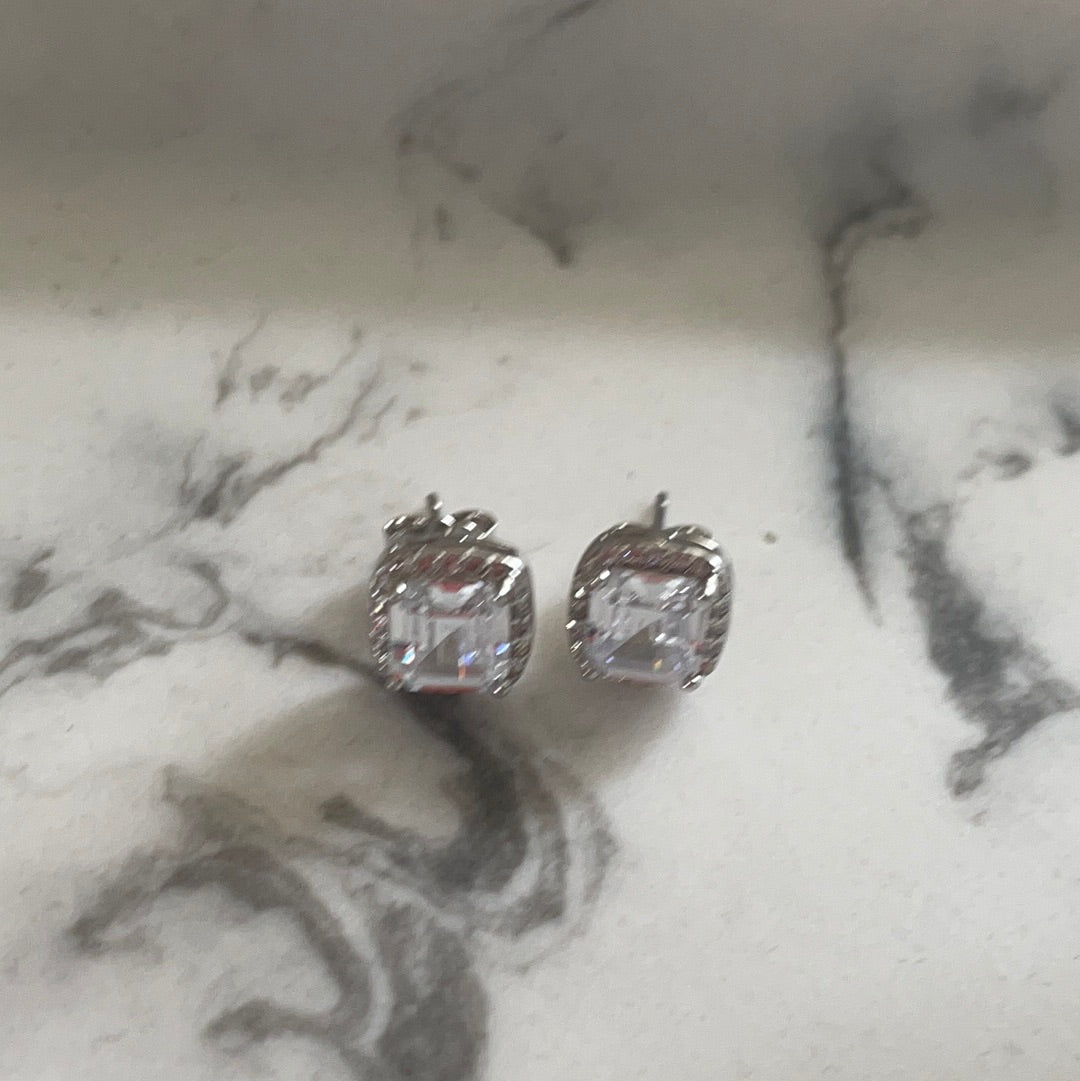 Brand New Sterling Silver CZ Clear Stone Pave Studs Beautiful