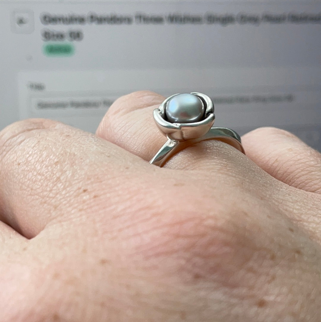 Pandora grey 2025 pearl ring