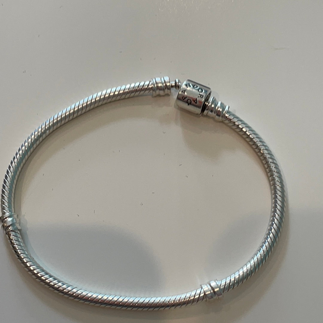 Genuine Pandora Snake Chain Moments Original Bracelet New Style Clasp 21cm