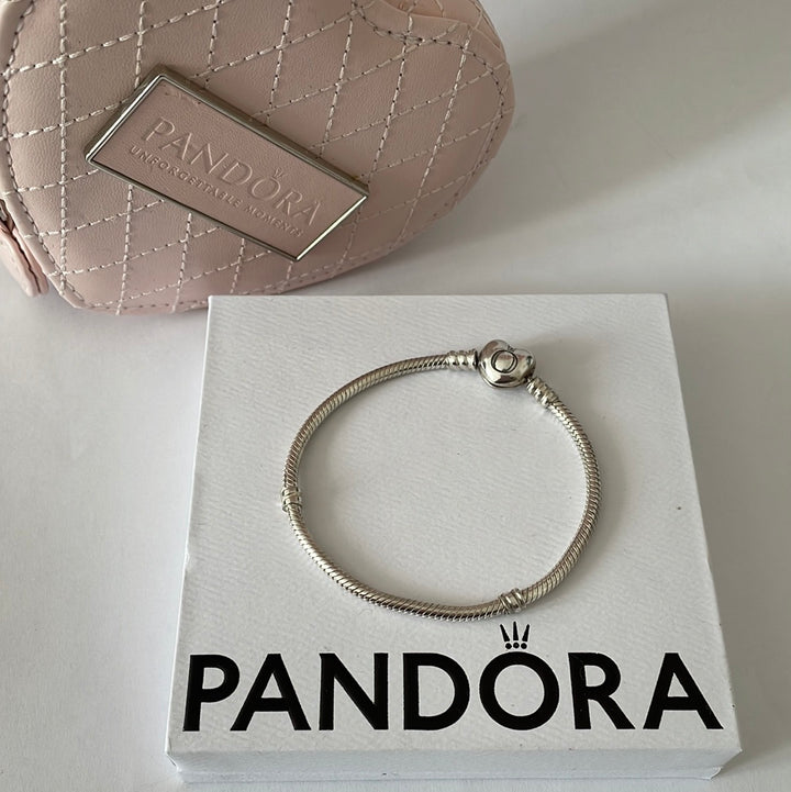 Second-Hand Genuine Pandora Jewellery – Preloved Pandora Boutique
