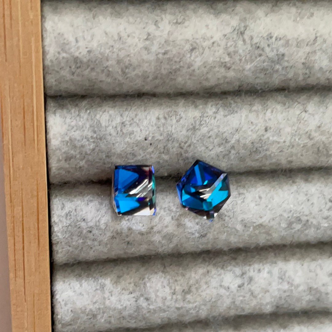 Brand New Sterling Silver CZ Half Blue Half Clear Glass Cube Studs STUNNING Earrings