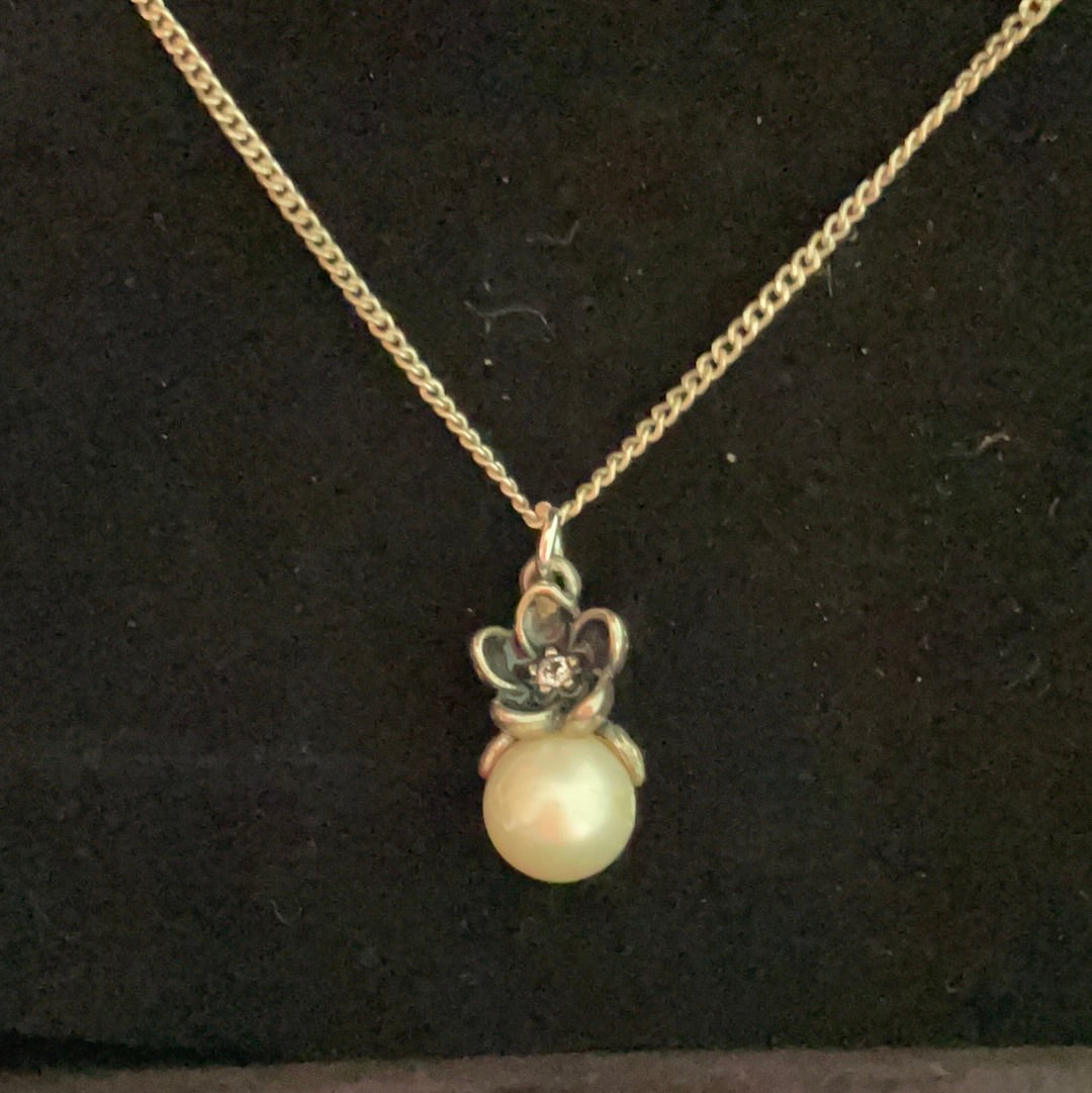 Genuine Pandora Rare Pearl Necklace Pendent with Mystic Flower