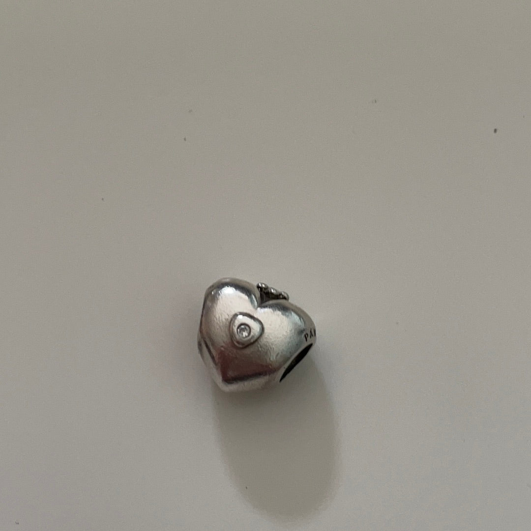 Genuine Pandora Club Charm with Diamond, Heart Charm 2015