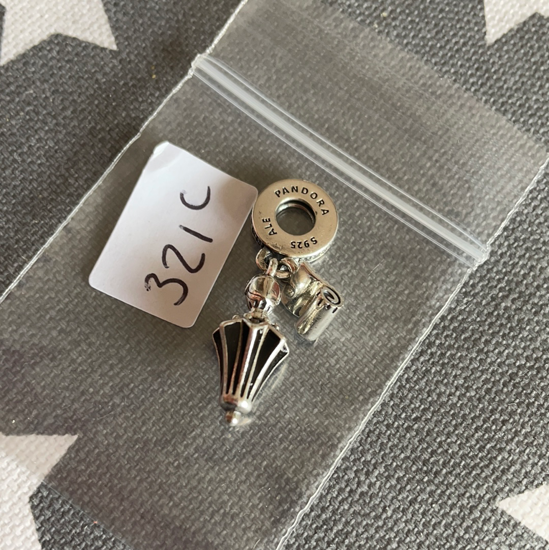 Pandora mary 2025 poppins umbrella