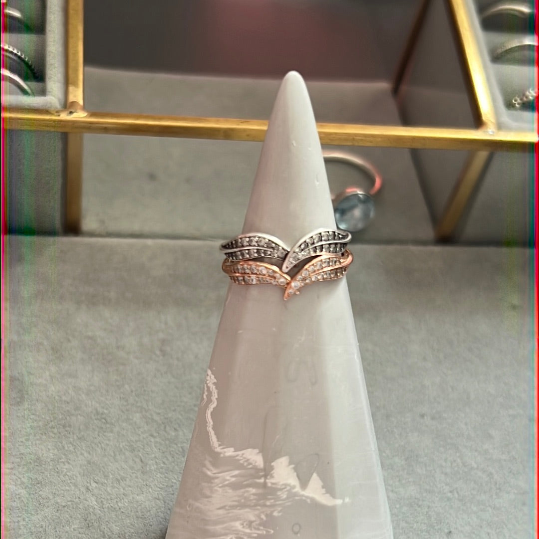 Genuine Pandora Sparkling Leaves Wishbone Stacker Pave Ring 56