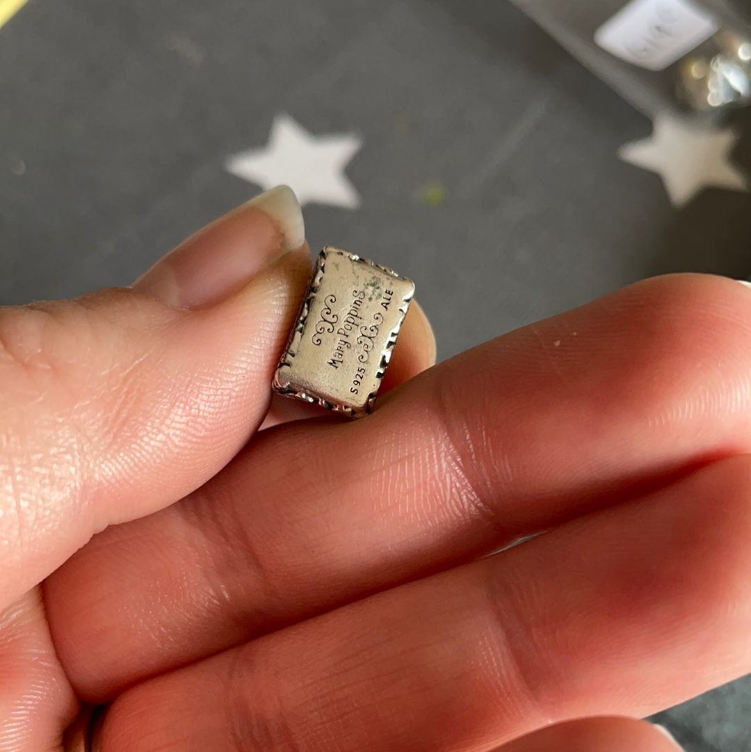 Pandora mary 2025 poppins charm